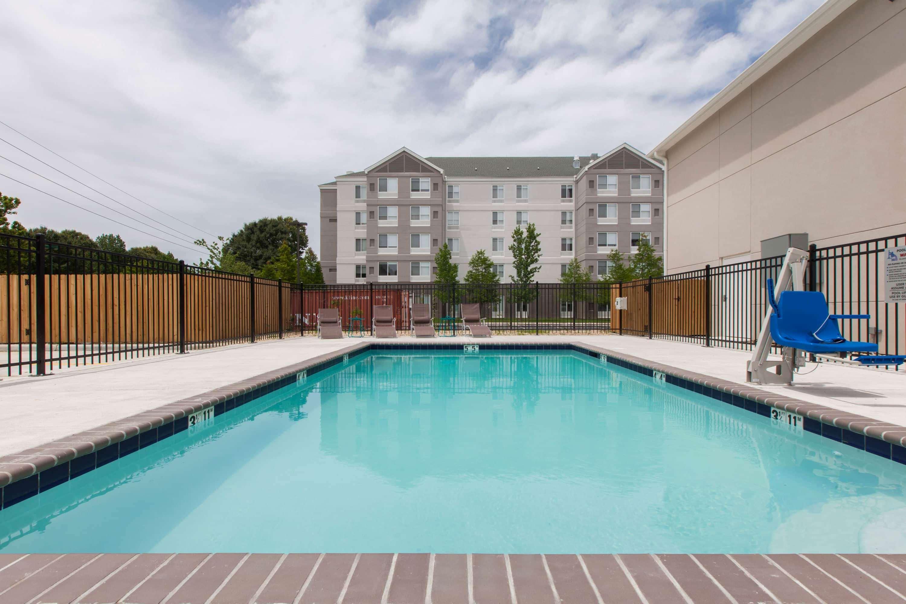 Days Inn By Wyndham Baton Rouge Airport Εξωτερικό φωτογραφία